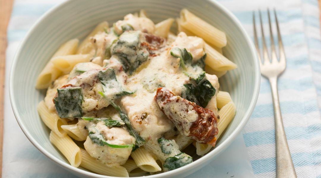 Poulet à la crème à la toscane